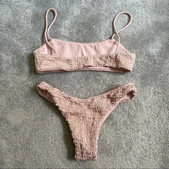 Lahana Swim Simbaa Nude Cocktail Champagne Scrunch Bikini Two Piece Set EUC Sz S
